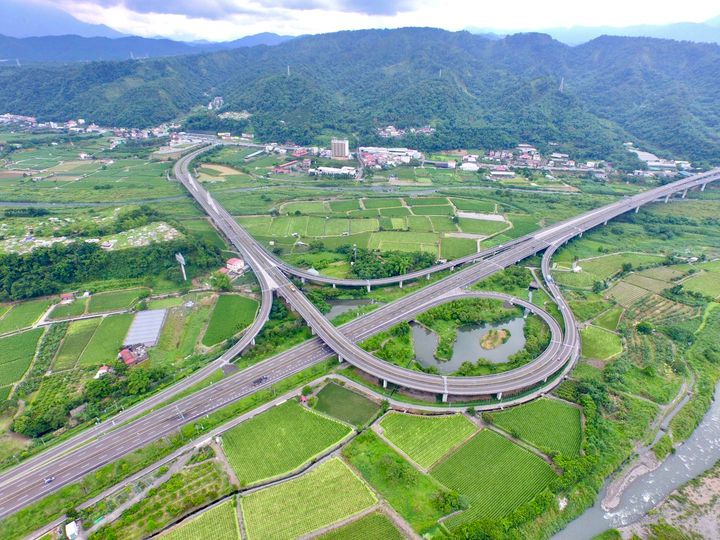 小編每次開車經過國道六號，都會被沿路的山景吸引住系列4/4